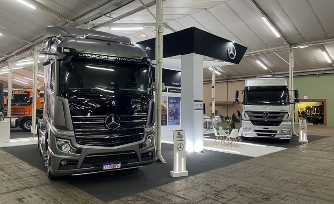 Mercedes-Benz apresenta caminhões para o agronegócio na Transpoeste em Cascavel